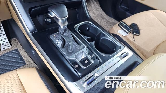Kia Carnival 2021 — Фото 9/20