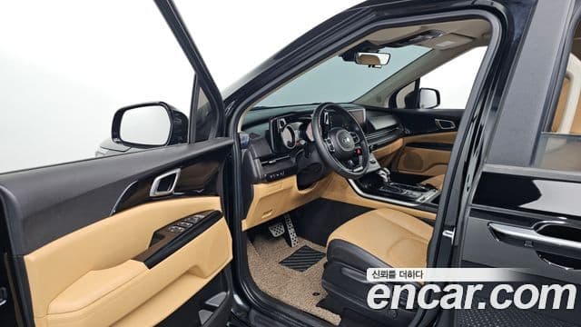 Kia Carnival 2021 — Фото 10/20