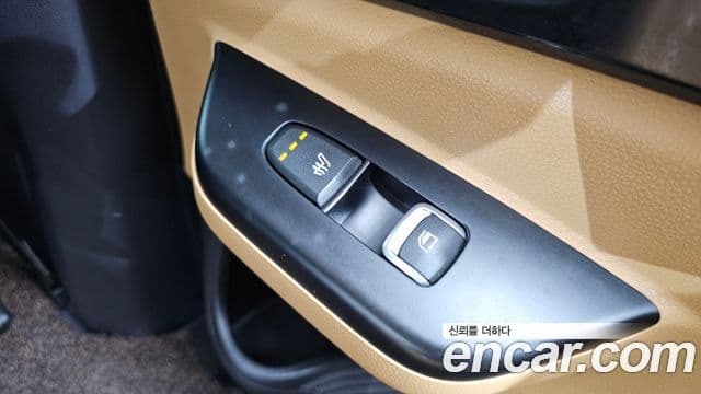 Kia Carnival 2021 — Фото 19/20