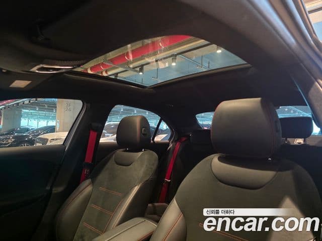 Mercedes-Benz A-Class 2021 — ფოტო 11/20