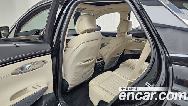 Genesis GV70 2021 — фото 11 из 20