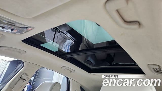 Genesis GV70 2021 — Şəkil 15/20
