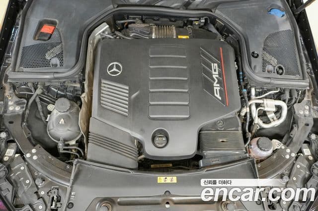 Mercedes-Benz AMG GT 2021 — ფოტო 6/20