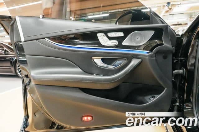 Mercedes-Benz AMG GT 2021 — ფოტო 11/20
