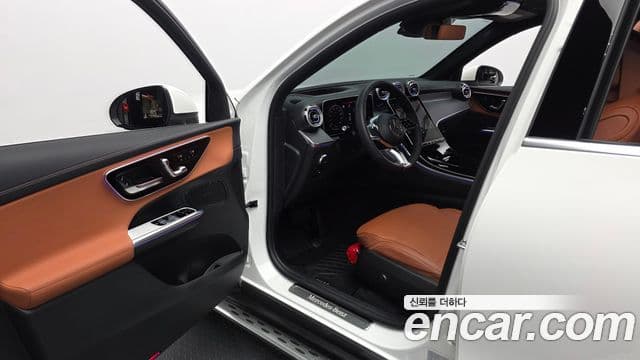 Mercedes-Benz GLC-Class 2025 — ფოტო 10/20
