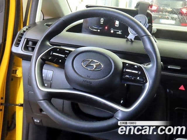 Hyundai Staria 2024 — ფოტო 11/20