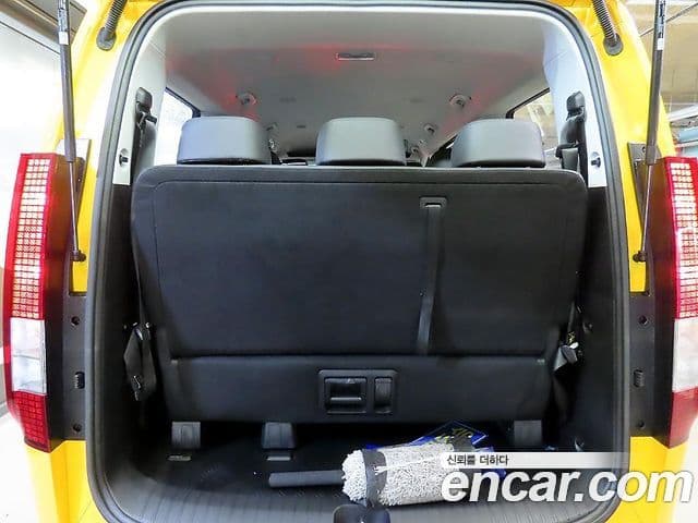 Hyundai Staria 2024 — ფოტო 16/20