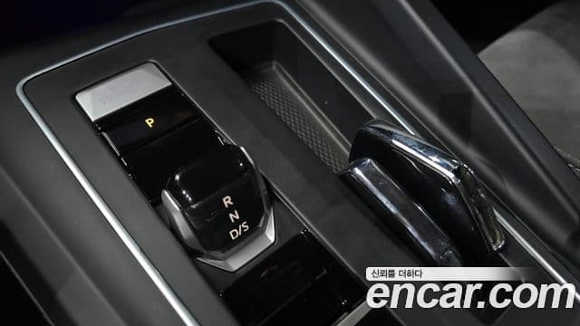 Volkswagen Golf 2022 — ფოტო 9/20