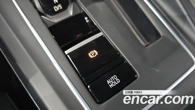 Volkswagen Golf 2022 — ფოტო 18/20