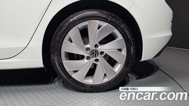 Volkswagen Golf 2022 — Şəkil 3/30