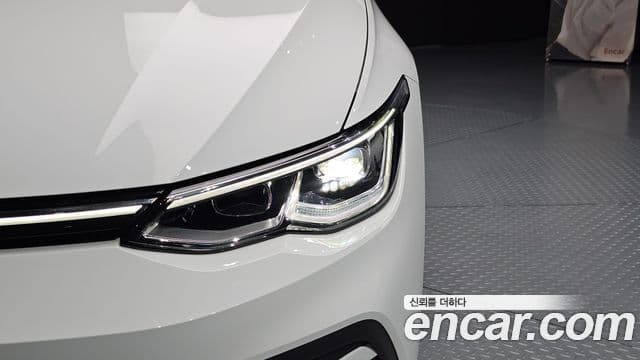 Volkswagen Golf 2022 — Şəkil 16/30