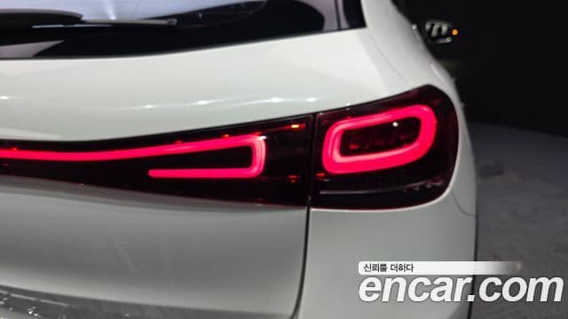Mercedes-Benz EQA 2024 — ფოტო 11/31