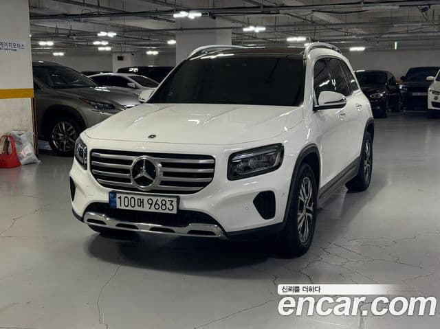 Mercedes-Benz GLB-Class 2024 — Фото 9/20