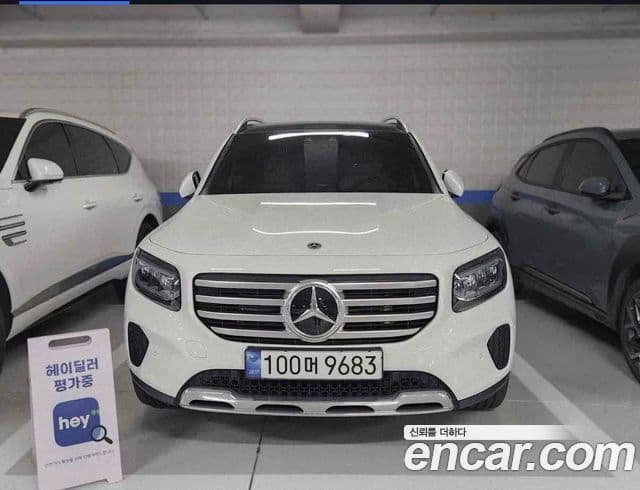 Mercedes-Benz GLB-Class 2024 — ფოტო 2/20