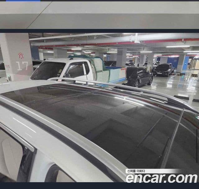 Mercedes-Benz GLB-Class 2024 — фото 7 из 20