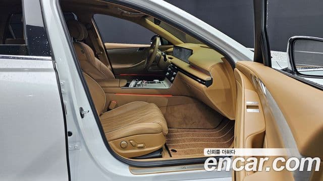 Genesis Electrified G80 2025 — фото 11 из 20