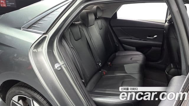 Hyundai Avante 2020 — Фото 12/20