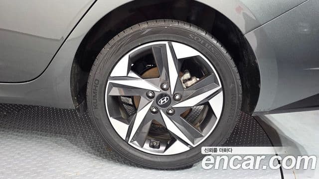 Hyundai The New Avante Hybrid 2020 — Şəkil 17/28