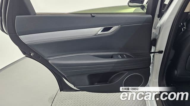 Genesis G80 2025 — Şəkil 1/38
