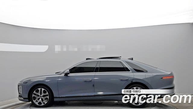 Hyundai Grandeur 2023 — ფოტო 8/20