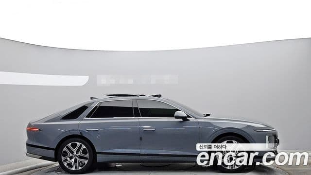Hyundai Grandeur 2023 — ფოტო 9/20