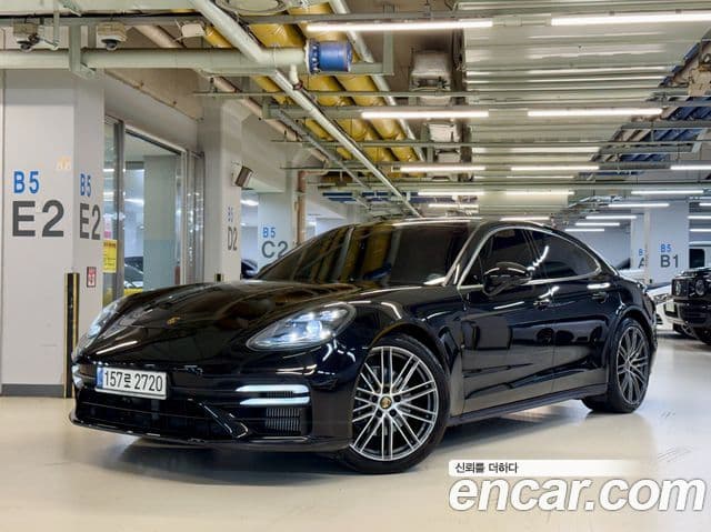 Porsche Panamera 2021 — ფოტო 20/20