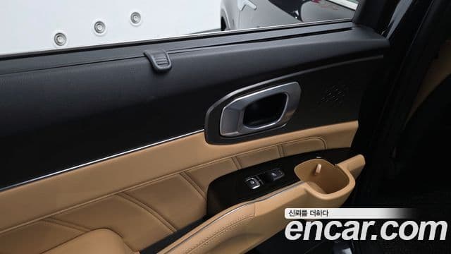 Kia Sorento 2021 — Şəkil 18/20