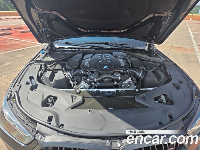 BMW 8 Series 2026 — Şəkil 17/20