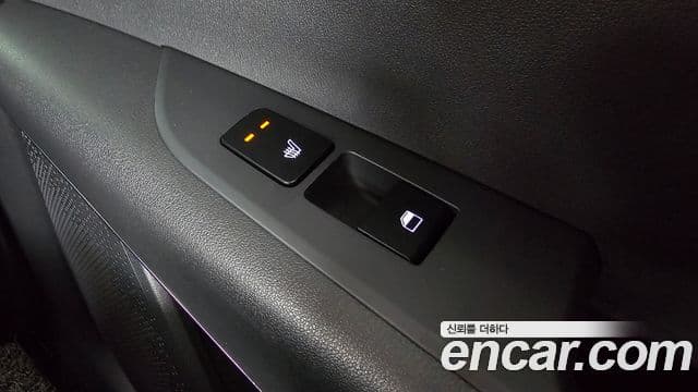 Kia Niro 2022 — ფოტო 18/20