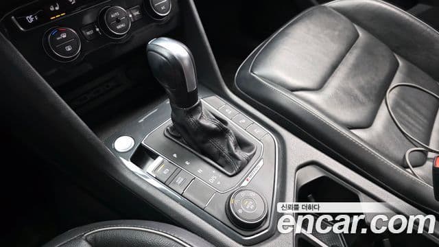 Volkswagen Tiguan 2020 — Şəkil 9/20