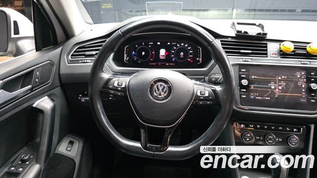 Volkswagen Tiguan 2020 — Şəkil 13/20