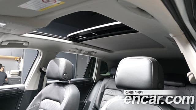 Volkswagen Tiguan 2020 — Şəkil 18/20