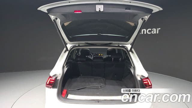 Volkswagen Tiguan 2020 — Şəkil 20/20