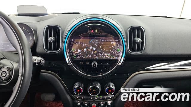 Mini Cooper Countryman 2020 — фото 14 из 20