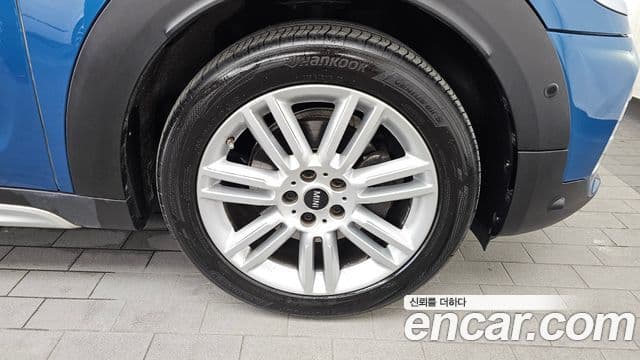 Mini Cooper Countryman 2020 — Photo 11/34