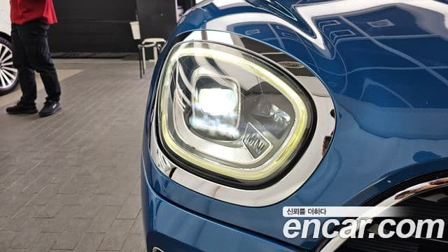 Mini Cooper Countryman 2020 — Photo 22/34