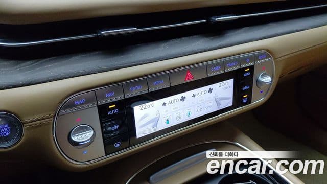Genesis G90 2022 — ფოტო 16/20