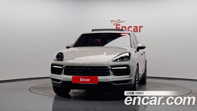 Porsche Cayenne 2022 — ფოტო 3/20