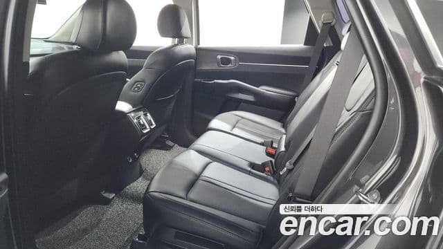 Kia Sorento 2023 — Şəkil 11/20