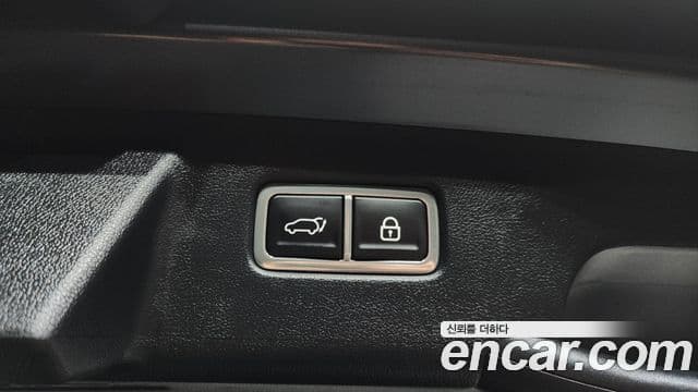 Kia Sorento 2023 — Şəkil 18/20