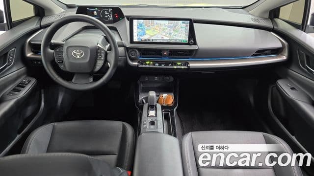 Toyota Prius 2024 — ფოტო 7/20