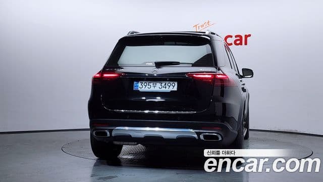 Mercedes-Benz GLE-Class 2024 — Photo 29/34