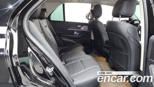 Mercedes-Benz GLE-Class 2024 — Photo 5/34
