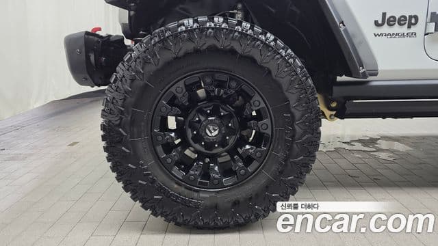 Jeep Wrangler 2020 — фото 5 из 20