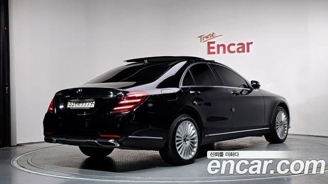 Mercedes-Benz S-Class 2019 — ფოტო 2/20