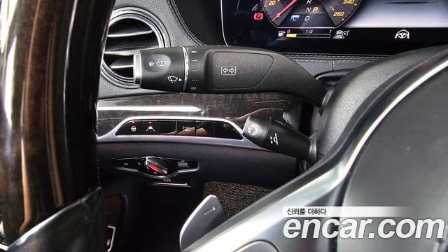 Mercedes-Benz S-Class 2019 — Photo 34/34