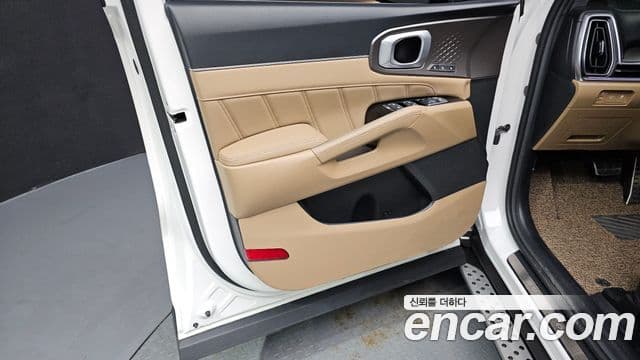Kia Sorento 2025 — Photo 27/33