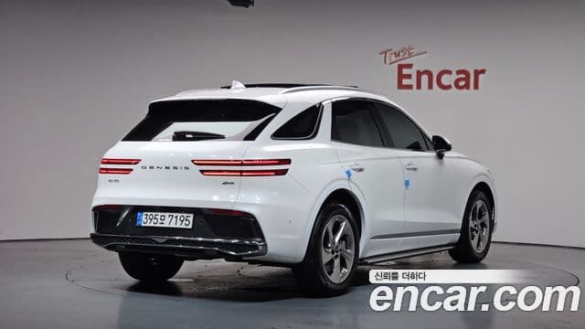 Genesis GV70 2024 — фото 2 из 20