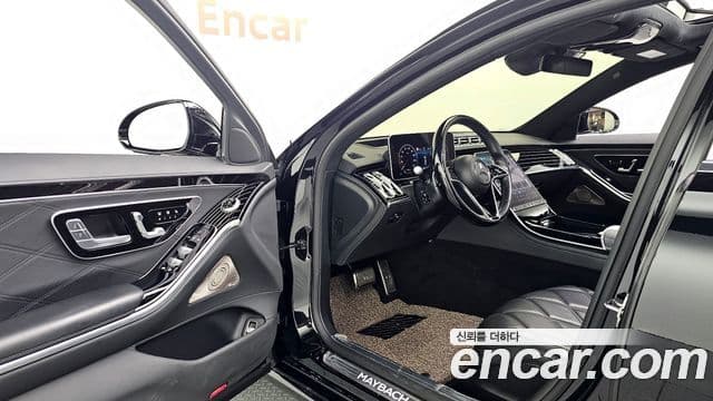 Mercedes-Benz S-Class 2021 — Photo 7/36