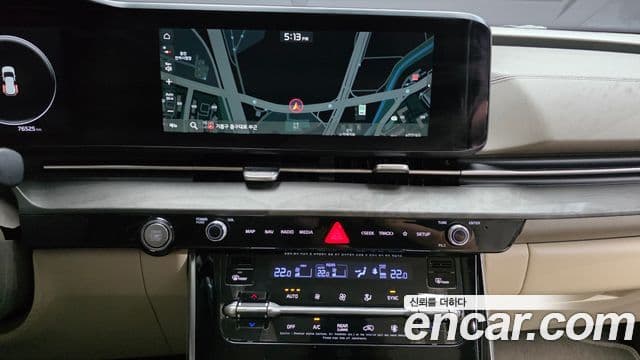 Kia Carnival 2022 — фото 15 из 20